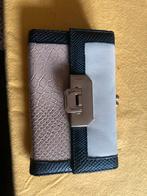 Dames portemonee by New Look, Handtassen en Accessoires, Portemonnees, Ophalen of Verzenden, Zo goed als nieuw, Beige