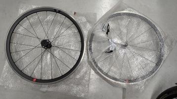 wielset fulcrum racing 4 nieuw beschikbaar voor biedingen