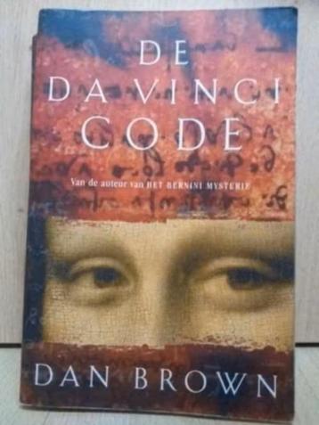 2 boeken Dan Brown - De Da Vinci code en Bernini mysterie beschikbaar voor biedingen