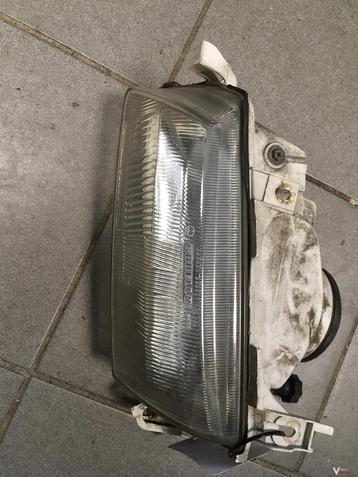 opel astra  '96 koplamp lv beschikbaar voor biedingen