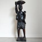 Uniek Afrikaans houten heeld, 105 cm hoog, Antiek en Kunst, Ophalen
