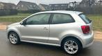 VW POLO 1.2 benzine Euro5 reeds gekeurd, Auto's, Volkswagen, Euro 5, Zwart, 59 kW, 1200 cc