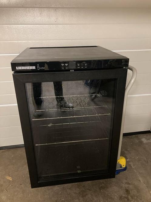 LIEBHERR Vinothek WKB1812 index 22B, Elektronische apparatuur, Koelkasten en IJskasten, Zo goed als nieuw, Zonder vriesvak, 100 tot 150 liter