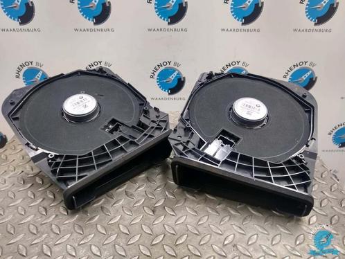 Subwoofer basbox BMW F22, Auto diversen, Autospeakers, Gebruikt, Ophalen of Verzenden