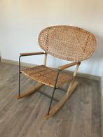 Rotan schommelstoel, Huis en Inrichting, Ophalen, Bruin, Riet of Rotan, Zo goed als nieuw