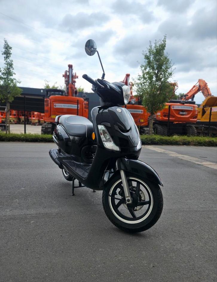 Sym Fiddle II S 50cc klasse B 4 takt 2017 - 6.765 km, Fietsen en Brommers, Scooters | SYM, Zo goed als nieuw, Fiddle, Klasse B (45 km/u)