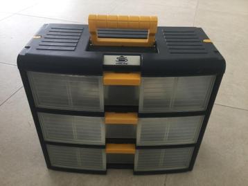Gereedschapskist Store-age Terry commode beschikbaar voor biedingen