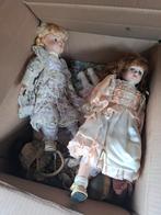 Doos met antieke poppen, Ophalen