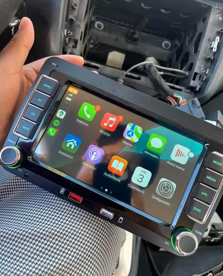 €150!!!  Android carplay Volkswagen bluethoot USB, Auto diversen, Autoradio's, Zo goed als nieuw, Ophalen