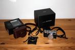 Fuji X100 X-100 + housse en cuir + parseoleil + filtre UV, Gebruikt, 12 Megapixel, Compact, Ophalen of Verzenden