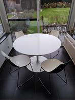 Stoelen en tafel te koop ( Calligaris), Huis en Inrichting, Ophalen, Gebruikt, Modern, 4 tot 6 stoelen