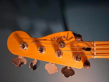 Fender precision  beschikbaar voor biedingen