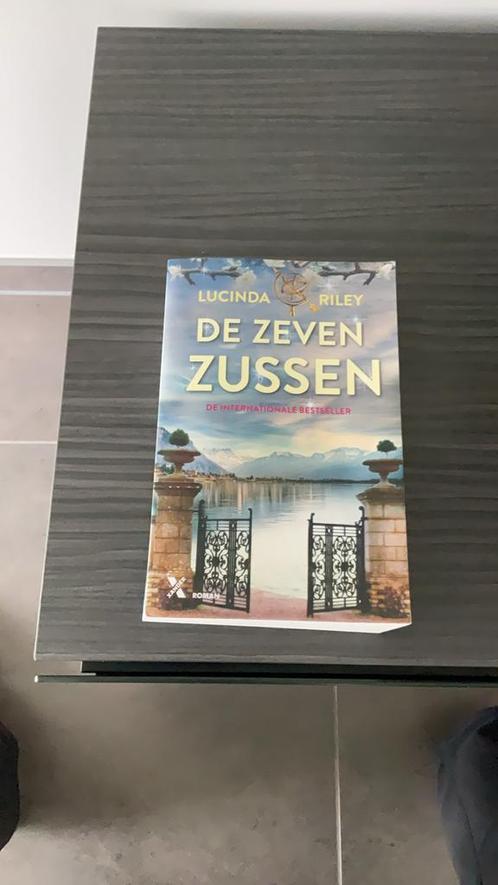 Lucinda Riley - De zeven zussen, Livres, Littérature, Comme neuf, Enlèvement ou Envoi