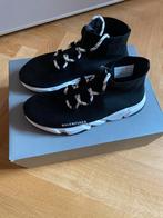 Balenciaga runners lace up maat/size: 41, Enfants & Bébés, Vêtements enfant | Chaussures & Chaussettes, Comme neuf, Balenciaga