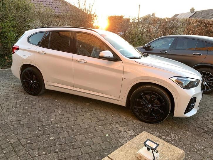 BMW X1 M-PACK ZEER MOOI, Auto's, BMW, Particulier, Te koop, X1, Zetelverwarming, Benzine, Euro 6, SUV of Terreinwagen, Automaat