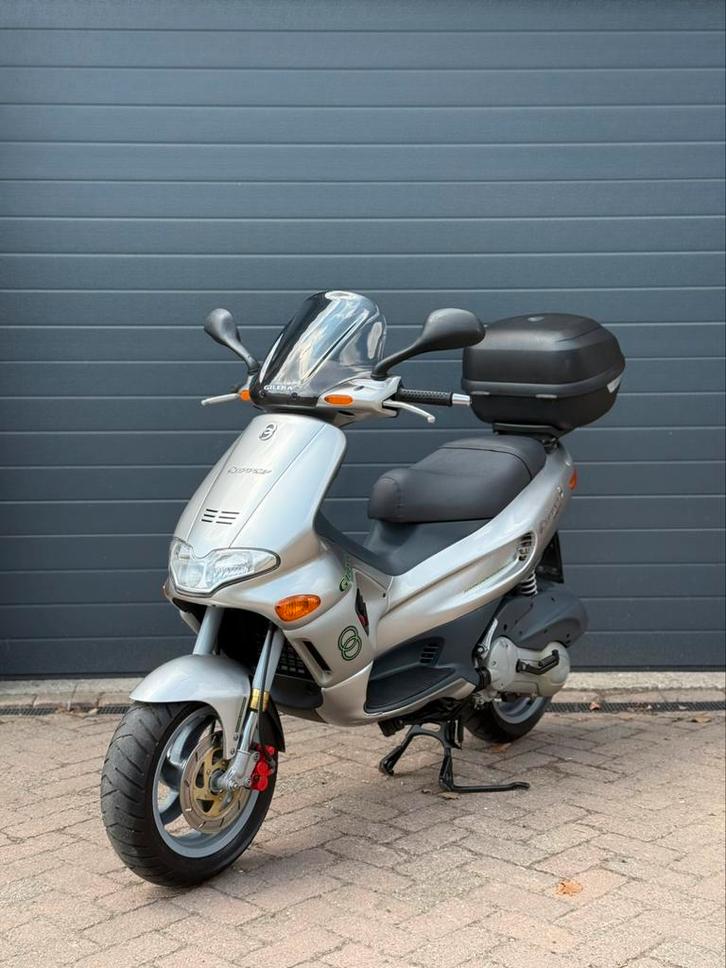Gilera runner 180cc Dubbeldisk, Motoren, Tuning en Styling, Ophalen