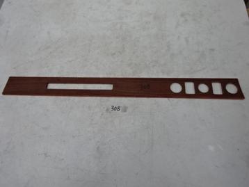 Hout voor het dashboard van de Fiat Dino 2400 Coupé beschikbaar voor biedingen