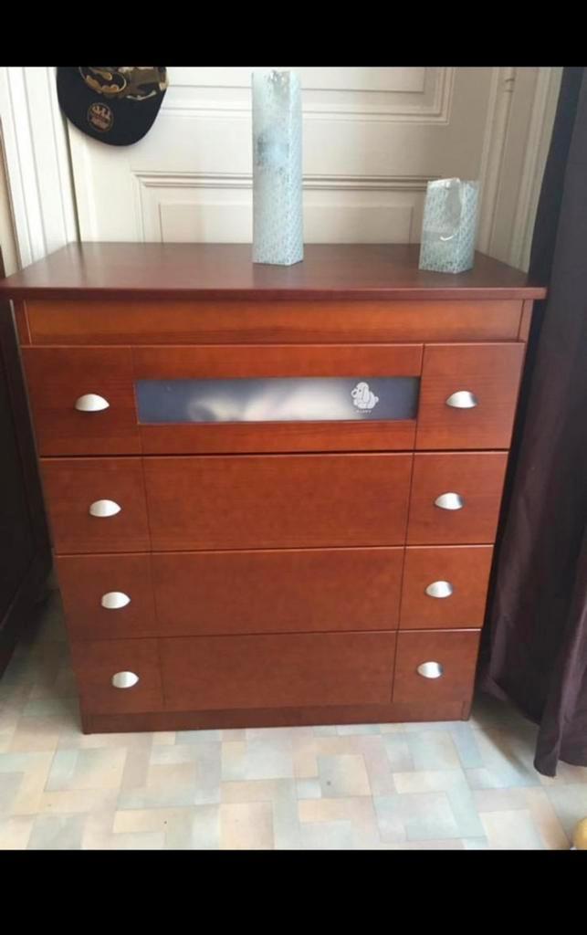 Chambre bebe complète Maison André en bois couleur bambou, Enfants & Bébés, Chambre d'enfant | Chambres d'enfant complètes, Enlèvement