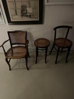 Antieke stoelen, Ophalen