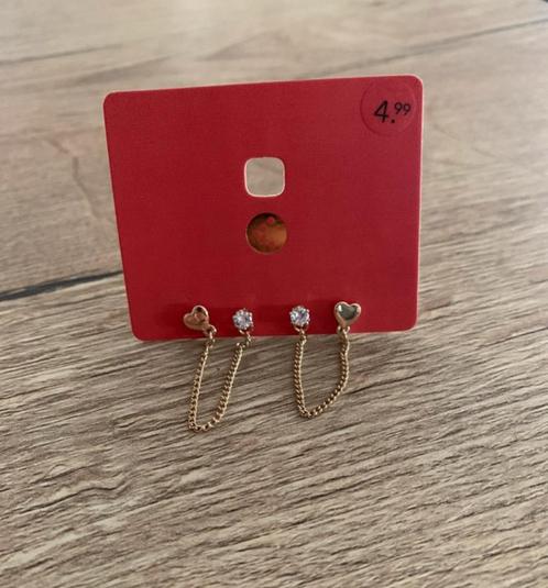 Verschillende oorbellen, Handtassen en Accessoires, Oorbellen, Zo goed als nieuw, Zwart, Ophalen