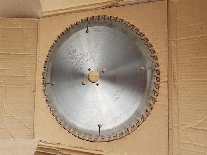 Lames de scies, Articles professionnels, Machines & Construction | Travail du bois, Enlèvement