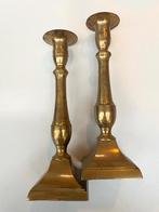 Koperen kandelaars uit te kiezen, Enlèvement