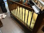 Babybed vintage inclusief twee zakken lakens, slaapzakjes,…, Kinderen en Baby's, Babywiegjes en Ledikanten, Ophalen, Gebruikt