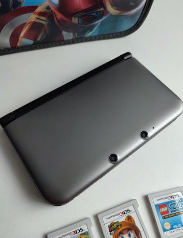 3ds xl met spelletjes  beschikbaar voor biedingen