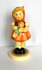 Hummel - Goebel meisje - 239/B, Ophalen of Verzenden