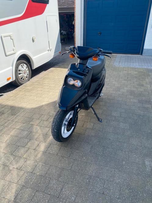 Mbk booster a klasse, Fietsen en Brommers, Scooters | Yamaha, Zo goed als nieuw, Overige modellen, Klasse A (25 km/u), Tweetakt