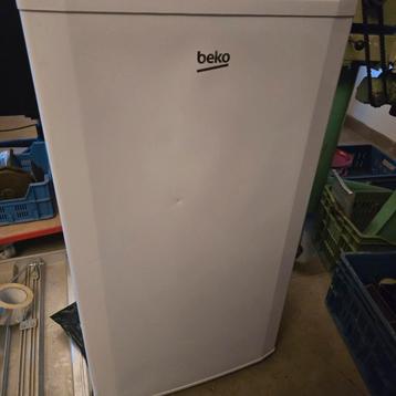 Beko diepvriezer, defect, voor onderdelen., Elektronische apparatuur, Ophalen