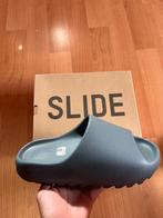 YEEZY SLIDE SLATE MARINE, Bleu, Sandales, Enlèvement ou Envoi, Yeezy adidas