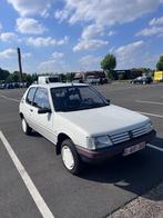 Peugot 205 look edition oldtimer, Auto's, Peugeot, Voorwielaandrijving, Stof, Wit, Grijs