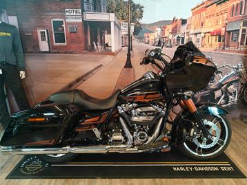 Harley-Davidson TOURING ROAD GLIDE SPECIAL FLTRXS (bj 2017) beschikbaar voor biedingen