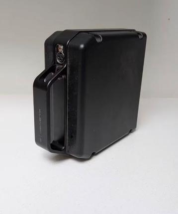 Te kapellen klever accu batterij 850wh + lader 5A 3 pin beschikbaar voor biedingen