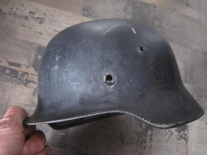 Duitse helm uit de Tweede Wereldoorlog, Verzamelen, Militaria | Tweede Wereldoorlog, Overige soorten, Verzenden