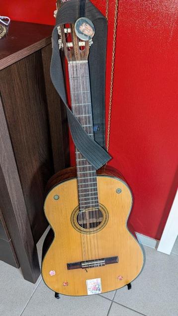 Klassieke Gitaar Ariana model A587 beschikbaar voor biedingen