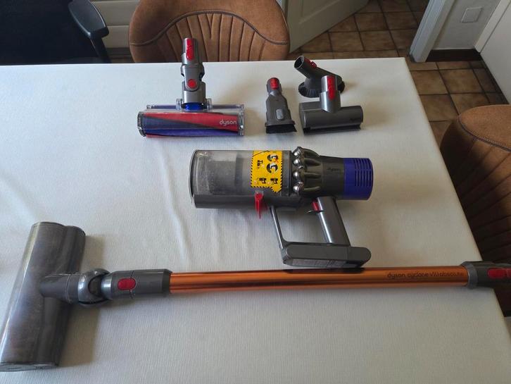 Dyson V10 Absolute, Elektronische apparatuur, Stofzuigers, Gebruikt, Ophalen
