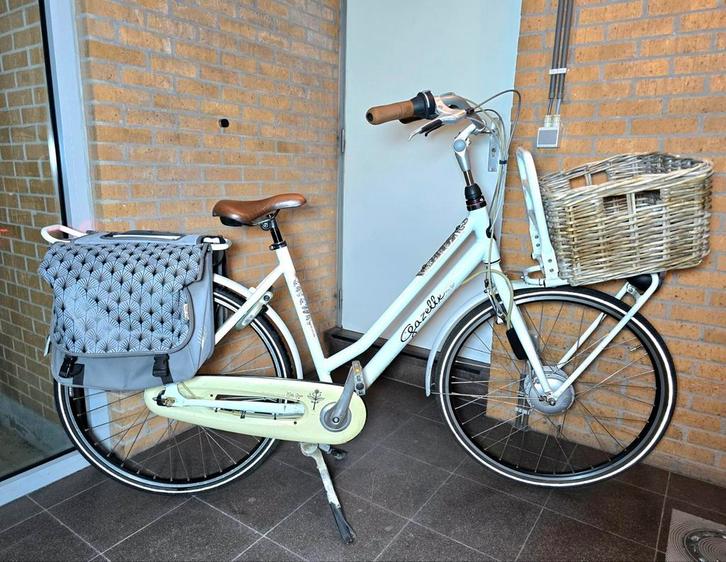Electrisch fiets gazelle miss-grace met gold batterij, Fietsen en Brommers, Elektrische fietsen, Zo goed als nieuw, Gazelle, Ophalen