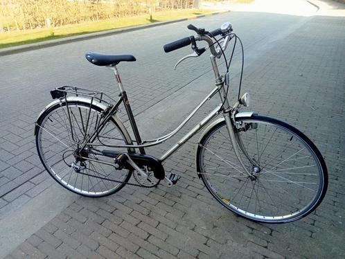 Dames sportffiets MOONS , Shimano 105 nette staat!!!, Fietsen en Brommers, Fietsen | Dames | Sportfietsen en Toerfietsen, 28 inch