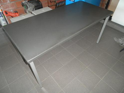 Stevige Metalen Werktafel   Zelf af te halen in Haacht, Doe-het-zelf en Bouw, Werkbanken, Zo goed als nieuw, 70 tot 120 cm, Ophalen