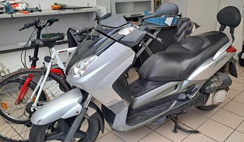 Yamaha xmax 250, Motos, Motos | Yamaha, Particulier, Scooter, jusqu'à 11 kW, 1 cylindre, Enlèvement