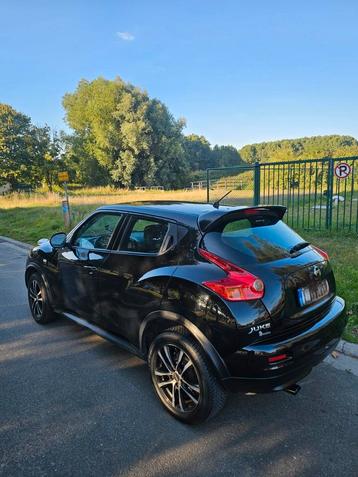 Options complètes du Nissan Juke Tekna 1.6 essence 2013 44, Autos, Euro 5, Achat, Noir, 5 portes