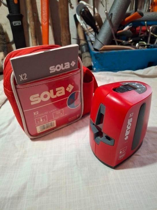 Niveau Laser SOLA 4 lignes, Bricolage & Construction, Outillage | Autres Machines, Comme neuf, Enlèvement