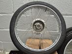 Honda C110 set nieuw opgebouwde wielen., Fietsen en Brommers, Ophalen of Verzenden