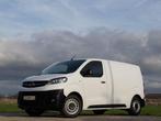 Opel Vivaro 1.5 MT6 120PK*NAVI*CAMERA*HOUTEN BESCHERMING*DE, Auto's, Opel, Monovolume, Vivaro, Zwart, Parkeersensor