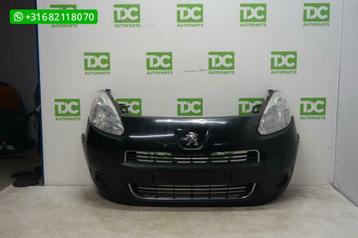 Peugeot Partner ('08-'19) Voorfront / front zwart beschikbaar voor biedingen