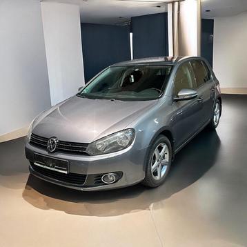 Volkswagen Golf Benzine/Automaat beschikbaar voor biedingen