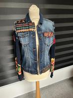 Mooi donker blauw dames jeans jasje DESIGUAL maat 38, Jasje, Blauw, Maat 38/40 (M), Ophalen of Verzenden