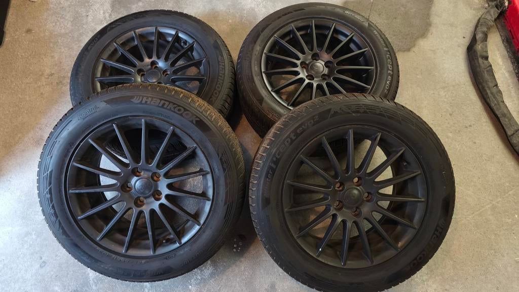 Velgen + winterbanden Hankook Jaguar XE-XF 235/55R17 103V, Auto-onderdelen, Banden en Velgen, Banden en Velgen, Winterbanden, 17 inch